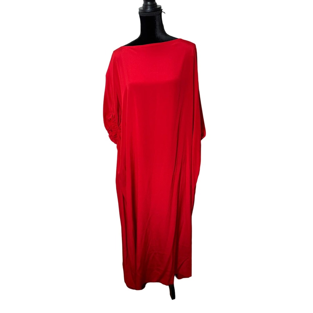 Louiza Babouryan, Design. Red Dress